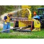 Wallenstein 10" 3-Point Tractor PTO Wood Chipper with Hydraulic Feed Model BX102RI